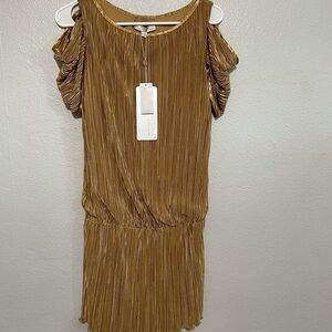 Vero Moda Mona dress gold silky pleated dress cold shoulder drape​​